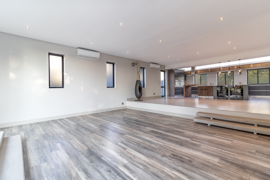 4 Bedroom Property for Sale in Pearl Valley at Val de Vie Western Cape